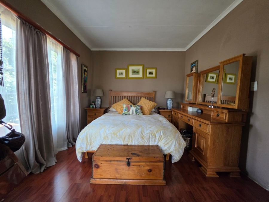 6 Bedroom Property for Sale in Olifantsnek North West